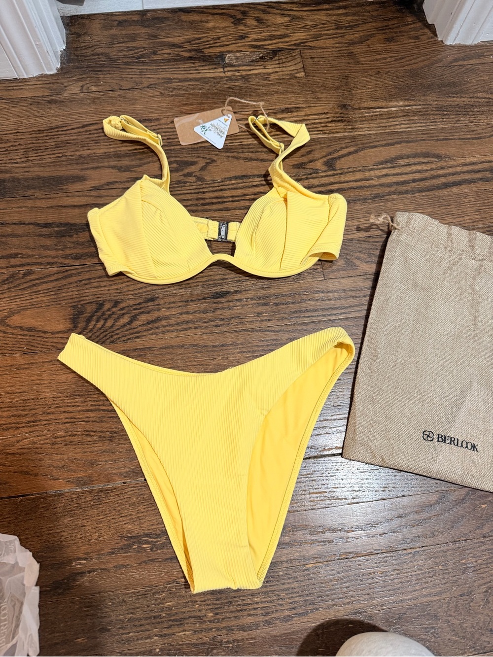 Berlook Yellow Ribbed Underwire Bikini Set